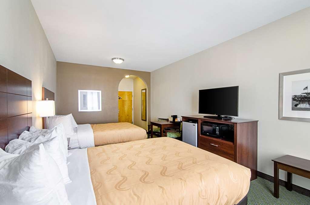 Quality Inn & Suites Near Tanger Outlet Mall Gonzales Kamer foto