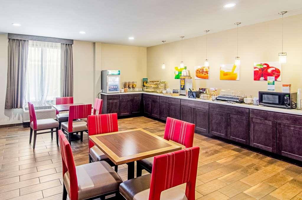Quality Inn & Suites Near Tanger Outlet Mall Gonzales Restaurant foto